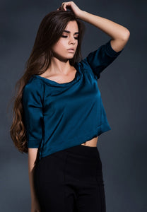 Twisted round neck cropped top