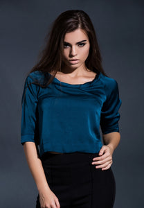 Twisted round neck cropped top