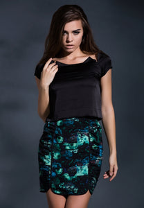 Reconstructed elegance cropped top in Black